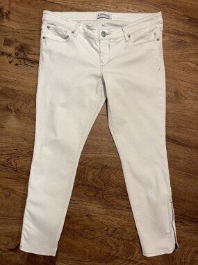 Express Women's White Ankle Stella Regular Fit Low Rise Jeans w/ Zipper Detail